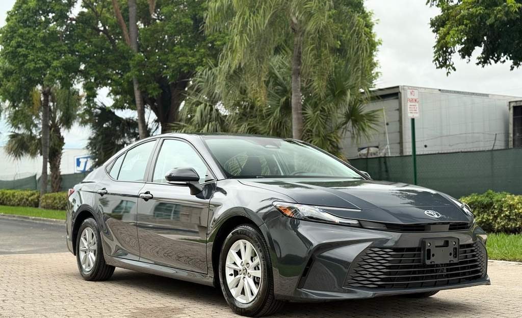 Toyota Camry 2026