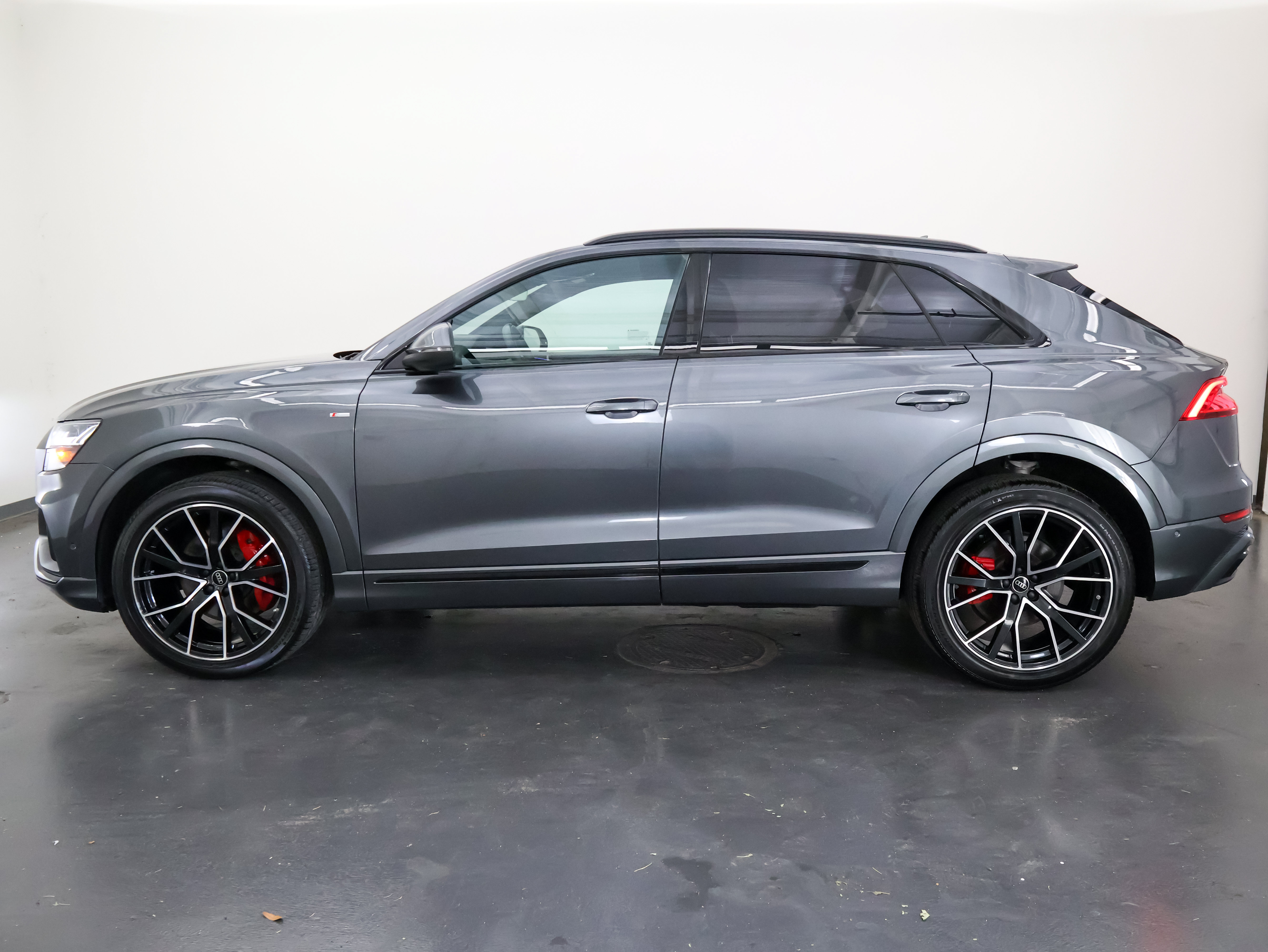 Audi Q8 2023, снимка 6