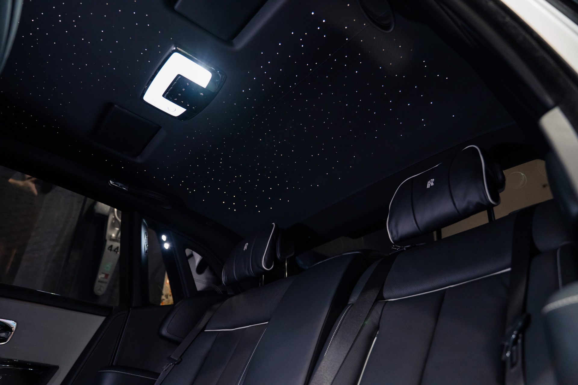 Rolls-Royce Phantom 2020, снимка 2