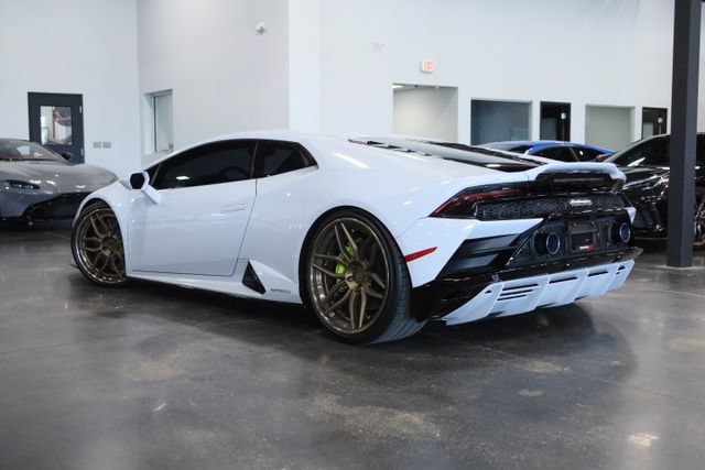 Lamborghini Huracan 2021, снимка 3