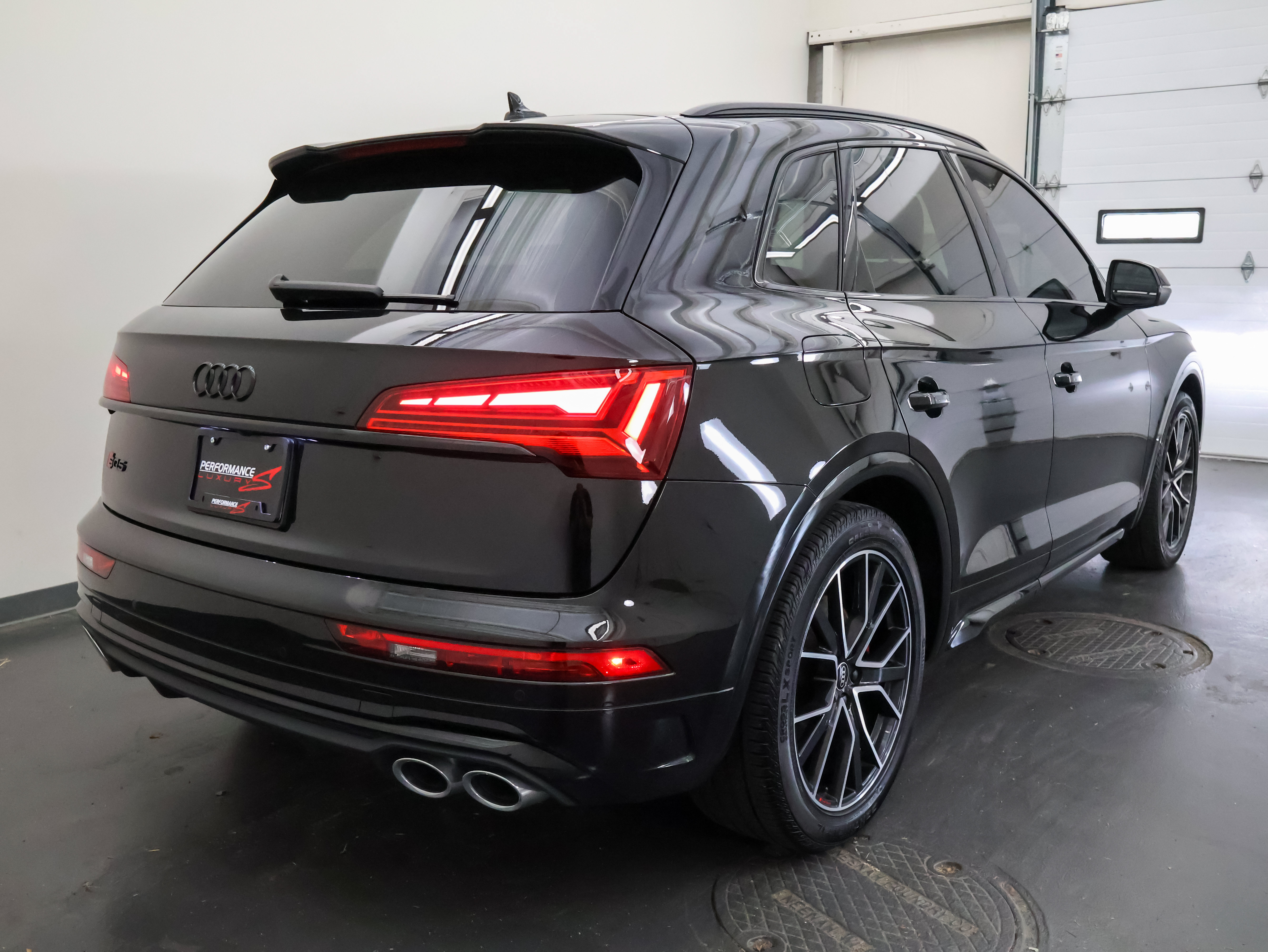 Audi SQ5 2023, снимка 3