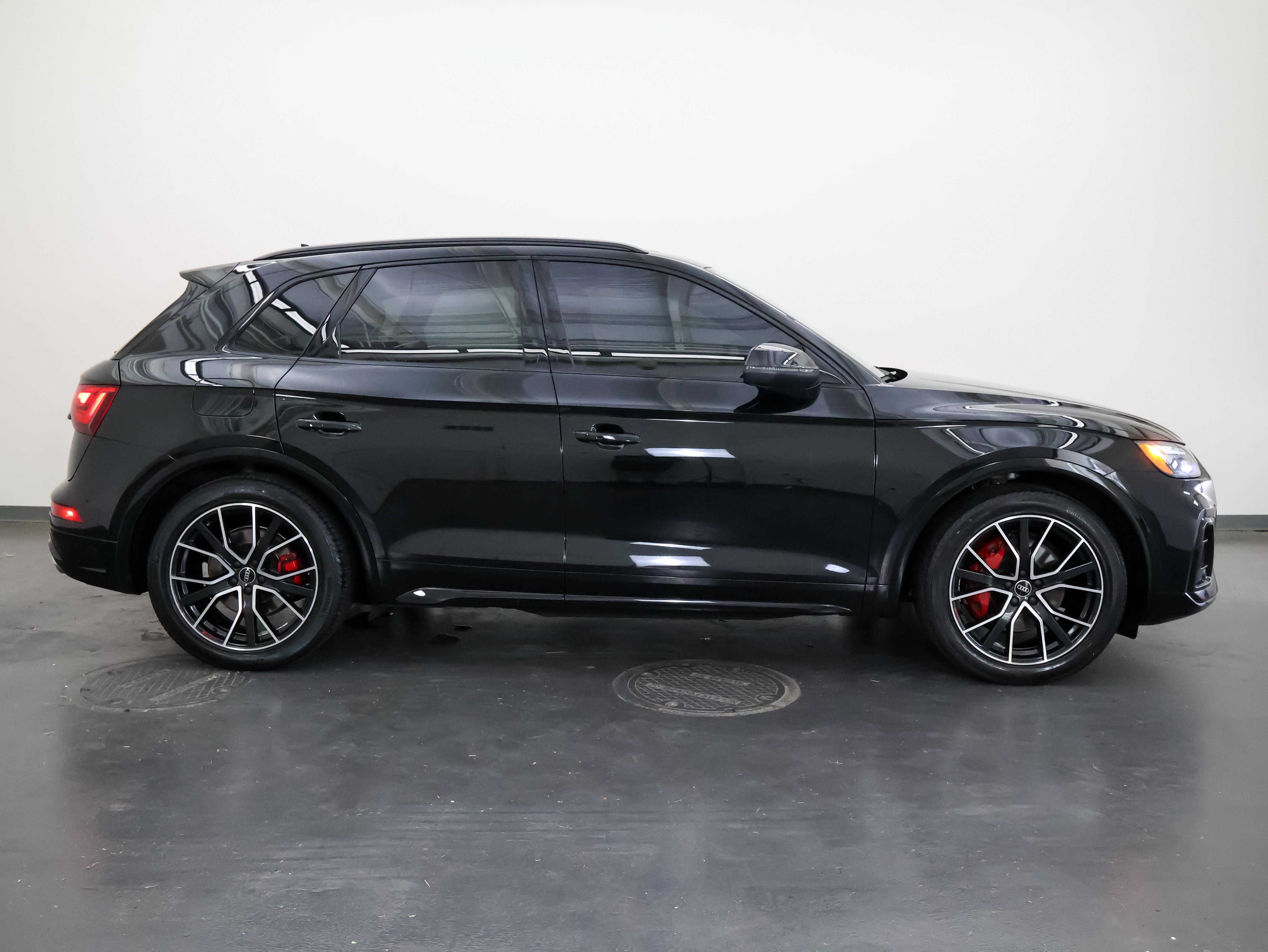Audi SQ5 2023, снимка 2