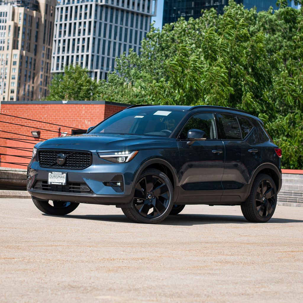Volvo XC40 2026