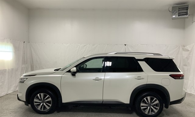 Nissan Pathfinder 2023