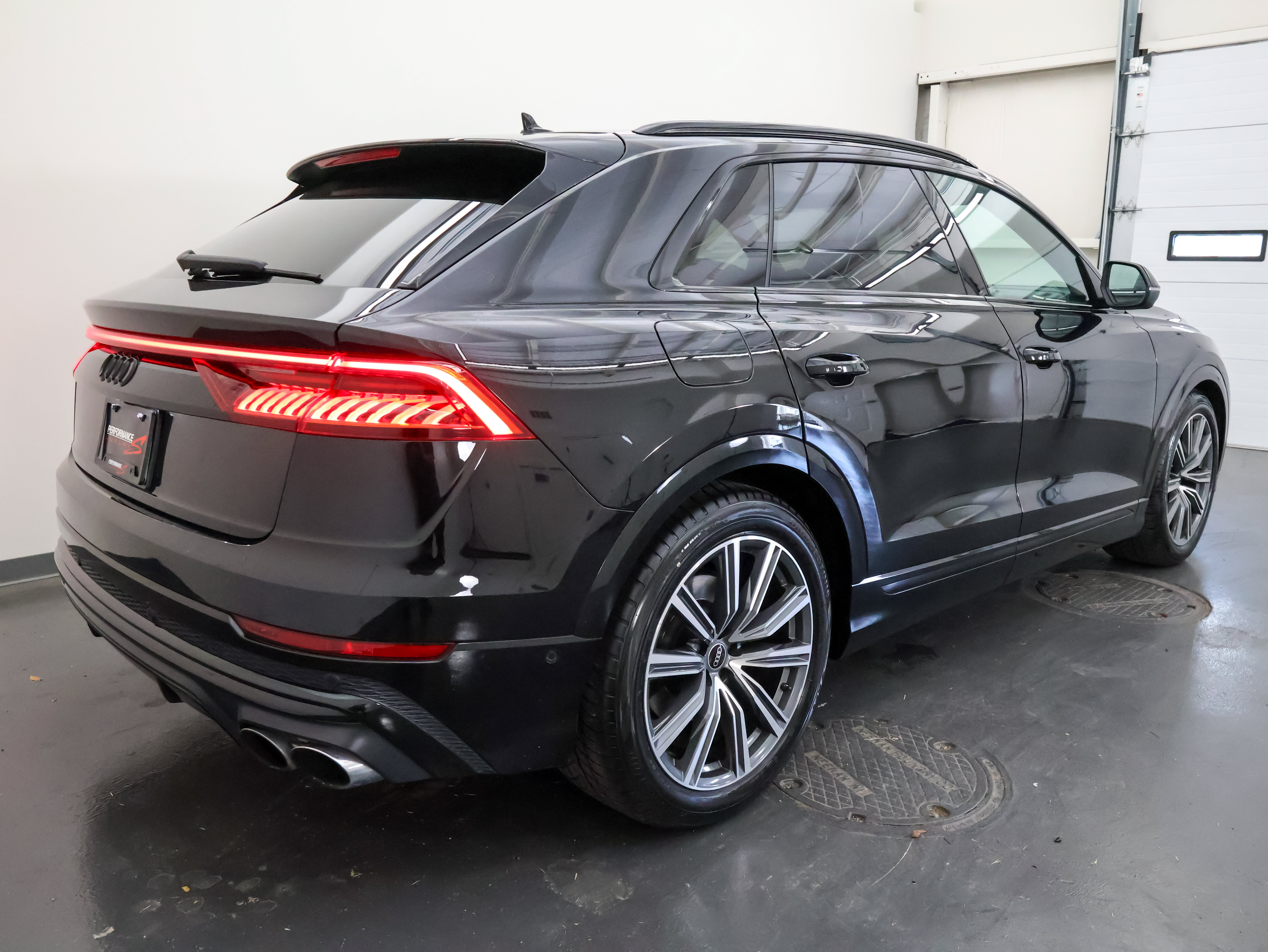 Audi SQ8 2022, снимка 3