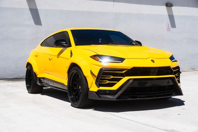 Lamborghini Urus 2021, снимка 2