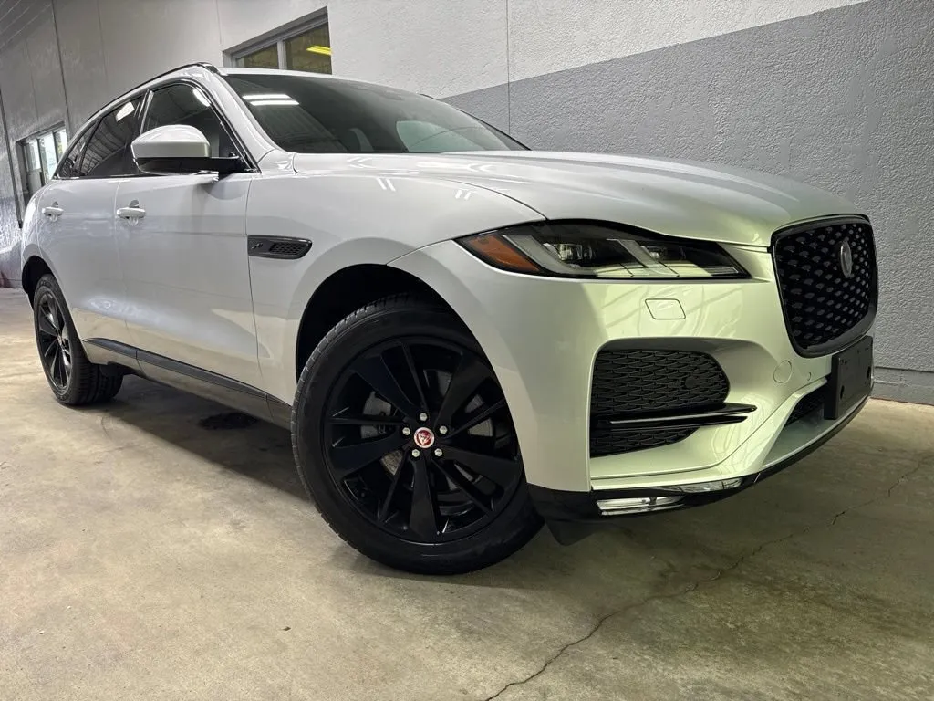 Jaguar F-Pace 2023, снимка 2
