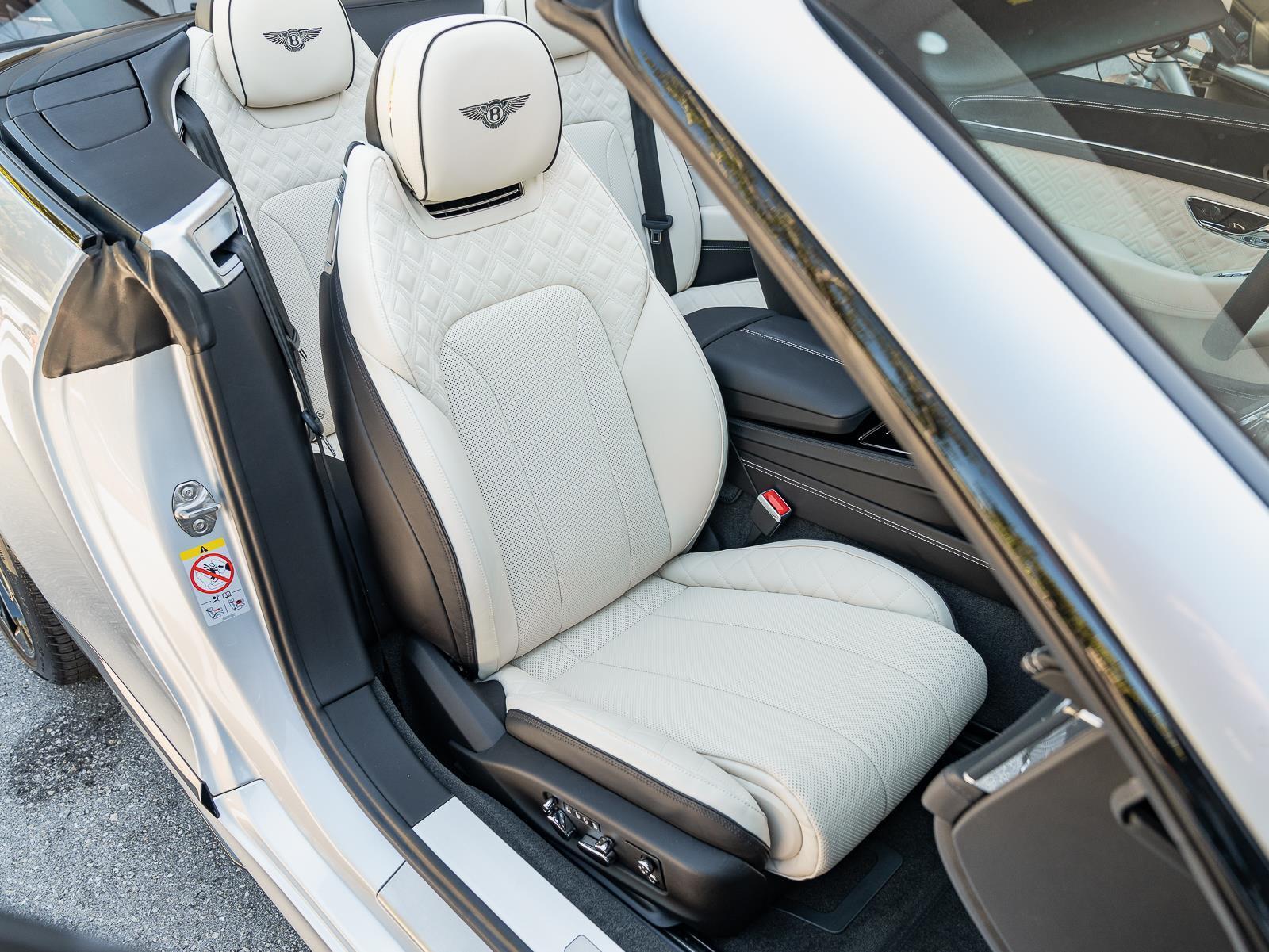 Bentley Continental GTC 2023, снимка 4
