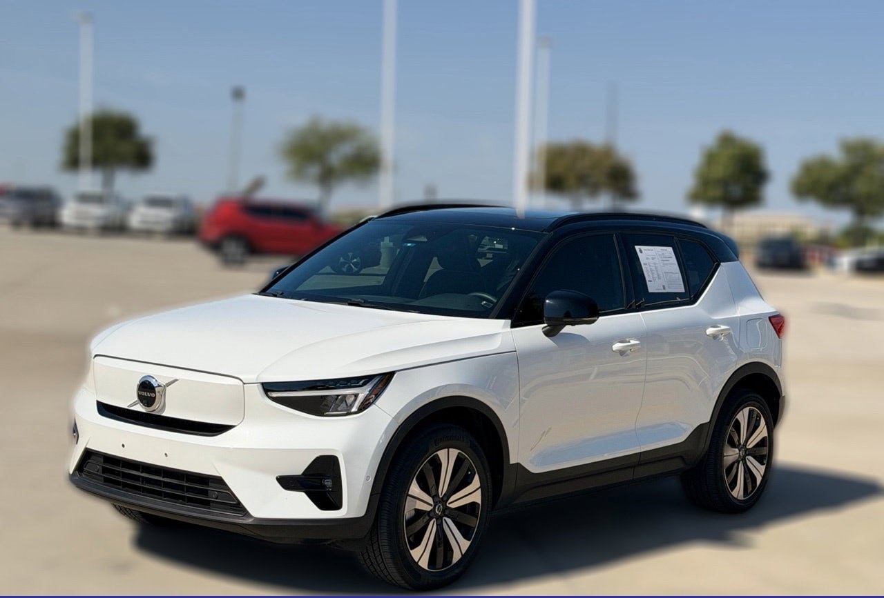 Volvo XC40 2023, снимка 2
