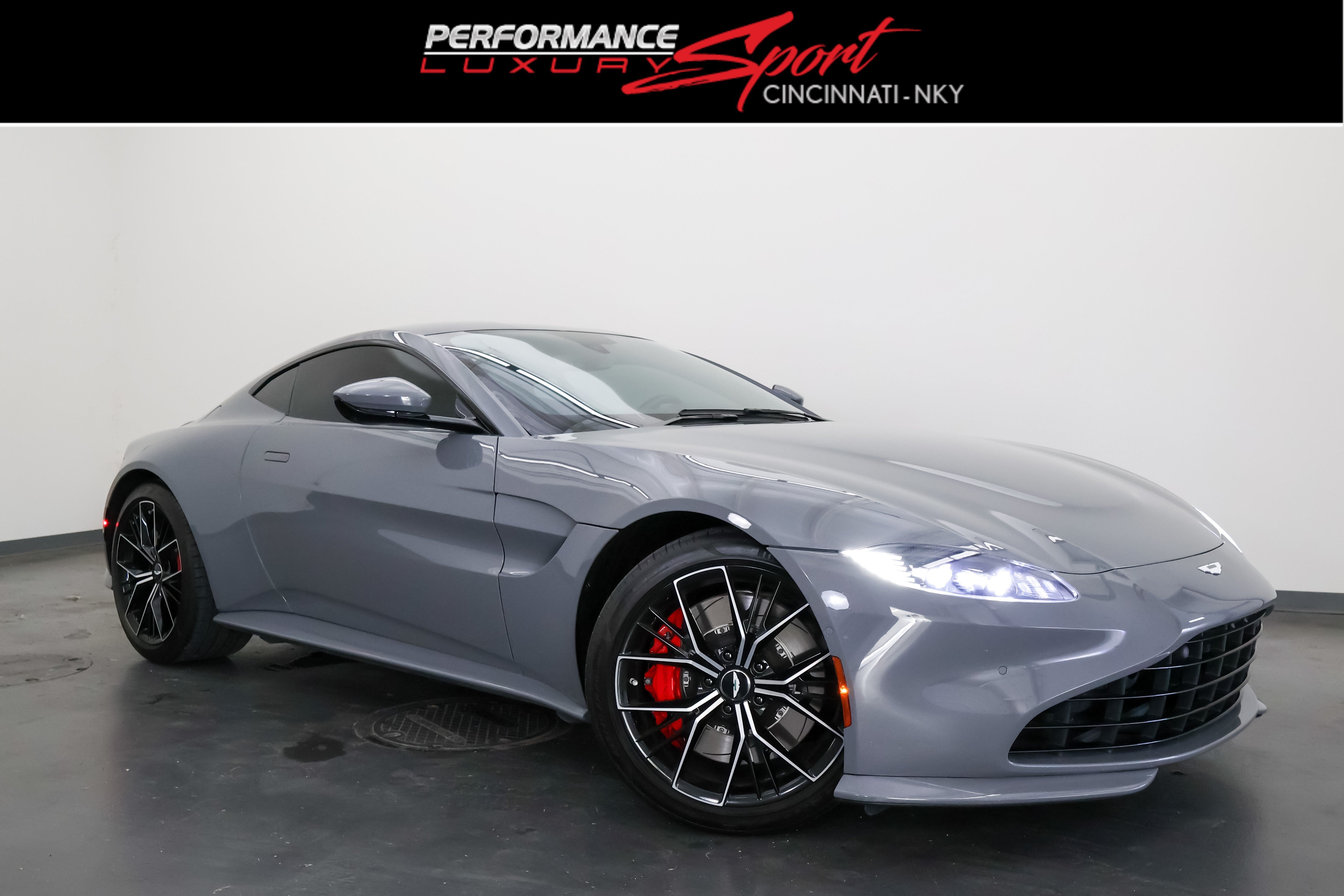 Aston Martin Vantage 2021