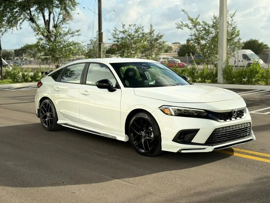 Honda Civic Hatchback 2024