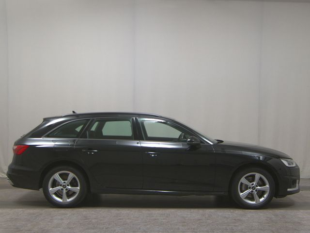 Audi A4 2022