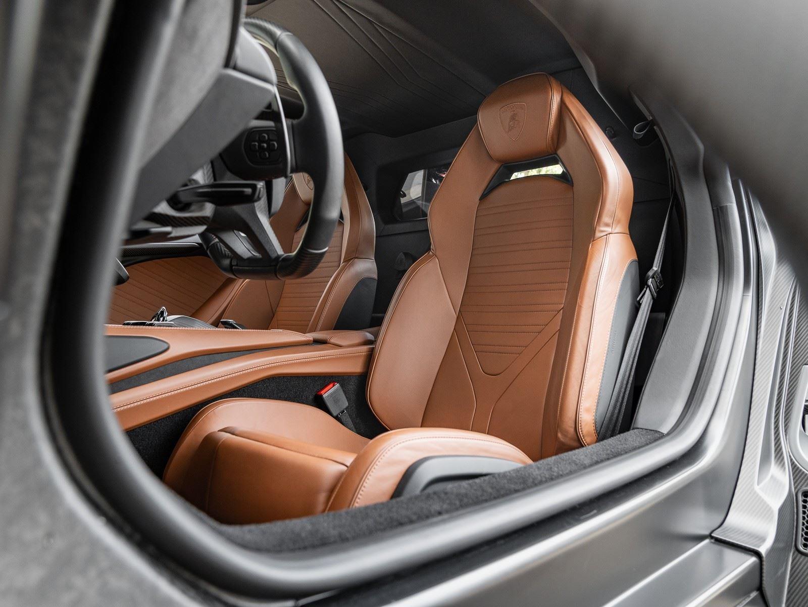 Lamborghini Revuelto 2024, снимка 3