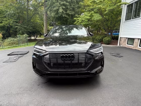 Audi e-tron 2022