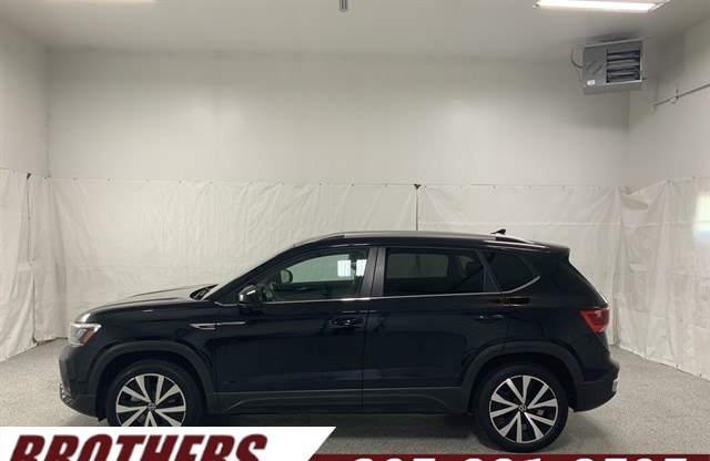 Volkswagen Taos 2024