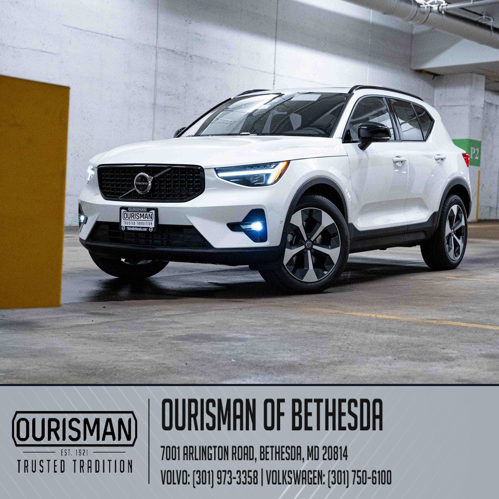 Volvo XC40 2026