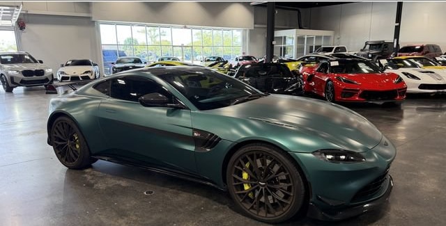 Aston Martin Vantage 2022